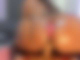 Camille Bennet's Live Sex Cam Show
