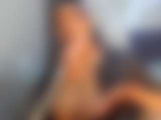Live cam show with Camille Bennet - Young Adult on Uber Horny