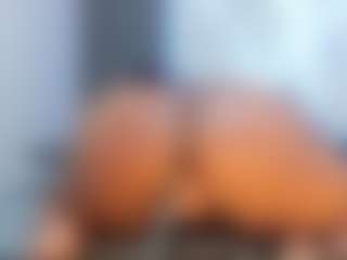 Live cam show with Camille Bennet - Squirt Teen (18+) on CamClone