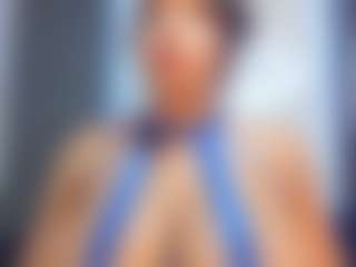Live cam show with Camille Bennet - Oil on Camsoda