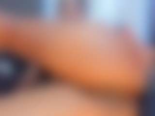 Live cam show with Camille Bennet - Athletic Blowjob on Stripli.com