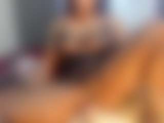 Camille Bennet's Live Sex Cam Show