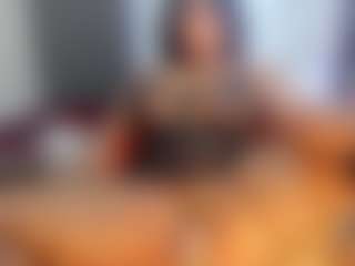 Camille Bennet's Live Sex Cam Show