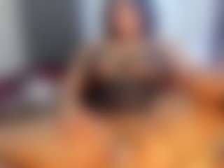 Camille Bennet's Live Sex Cam Show