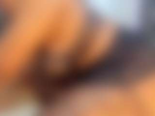 Live cam show with Camille Bennet - Living Room on Camsoda