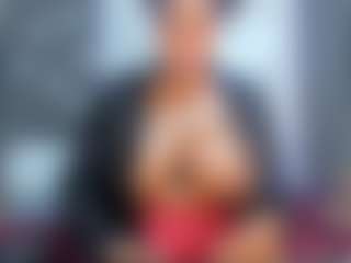 Camille Bennet's Live Sex Cam Show