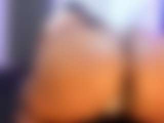 Live cam show with Camille Bennet - Athletic Ebony on friskycurves.com | colombia