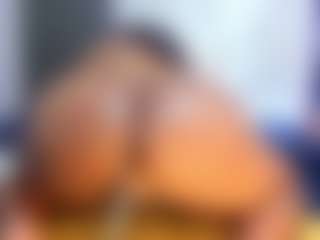 Live cam show with Camille Bennet - Big Ass on TastyBlacksLive