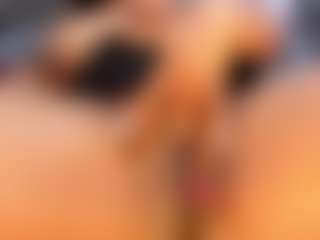 Camille Bennet's Live Sex Cam Show