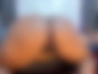 Camille Bennet's Live Sex Cam Show