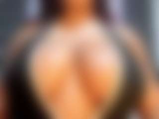 Camille Bennet's Live Sex Cam Show