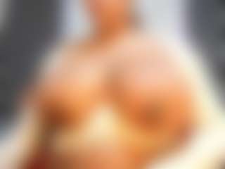 Camille Bennet's Live Sex Cam Show