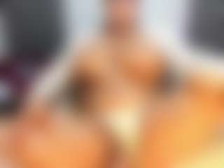 Camille Bennet's Live Sex Cam Show