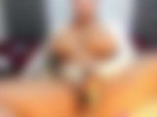 Camille Bennet's Live Sex Cam Show