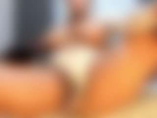 Camille Bennet's Live Sex Cam Show