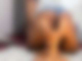 Camille Bennet's Live Sex Cam Show
