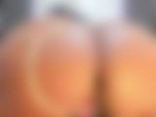 Live cam show with Camille Bennet - Teen (18+) on Camsoda