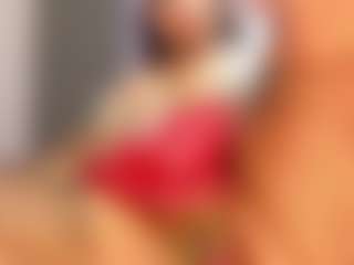 Live cam show with Camille Bennet - Machine on Gym Cam Girls