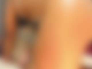 Live cam show with Camille Bennet - Machine on Camsoda