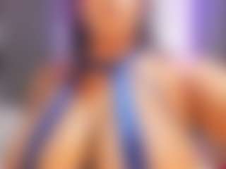 Live cam show with Camille Bennet - Oil on Camsoda