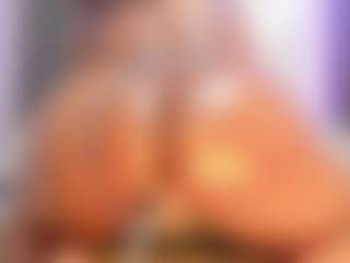 Live cam show with Camille Bennet - Athletic Amateur on camwithhim.com