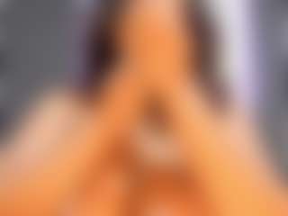 Camille Bennet's Live Sex Cam Show