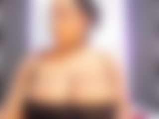 Live cam show with Camille Bennet - Drinking on livesuperchat.net