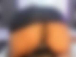 Live-Cam-Show mit Camille Bennet - Huge Tits auf Camsoda