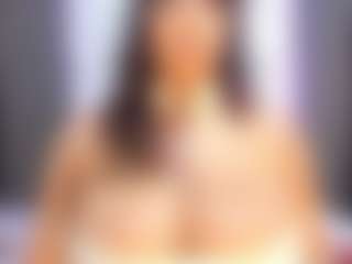 Camille Bennet's Live Sex Cam Show