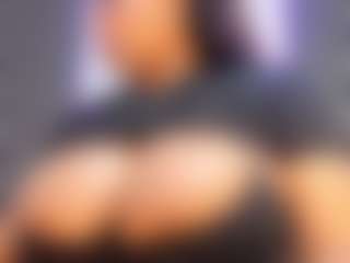 Camille Bennet's Live Sex Cam Show