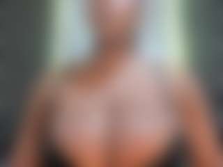 Live cam show with Camille Bennet - Badbitch on LiveSexCams6