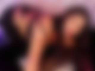 Yoiku's Live Sex Cam Show