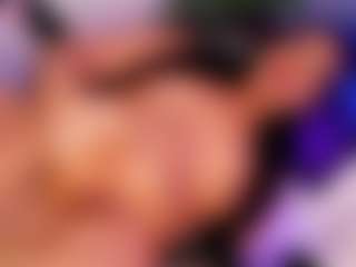 Yoiku's Live Sex Cam Show