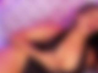 Yoiku's Live Sex Cam Show