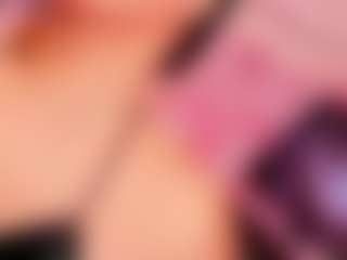 Yoiku's Live Sex Cam Show