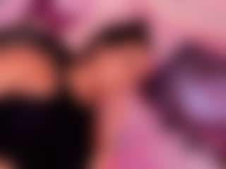 Yoiku's Live Sex Cam Show