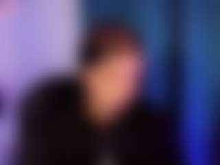 Yoiku's Live Sex Cam Show