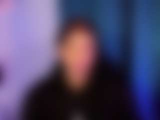 Yoiku's Live Sex Cam Show