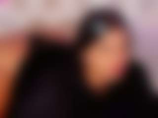 Yoiku's Live Sex Cam Show