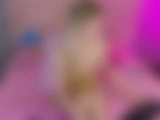 Live cam show with Akilla-Queen - Joi on Camsoda