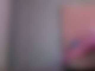 Live cam show with Akilla-Queen - Shaved on Spunkpage