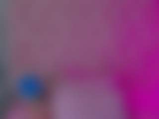 Live cam show with Akilla-Queen - Dance on Camsoda