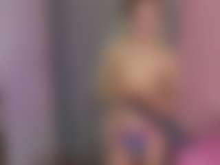 Live cam show with Akilla-Queen - Cosplay on SpunkLive