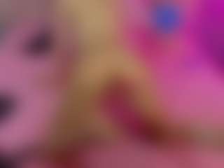 Akilla-Queen's Live Sex Cam Show