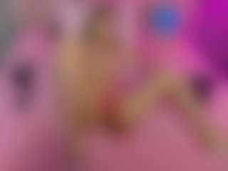 Live cam show with Akilla-Queen - Muscle on Hubzter Live