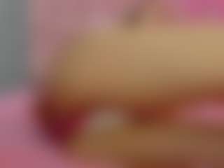Live cam show with Akilla-Queen - Shaved on Sex Cam Show
