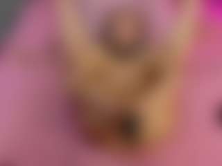 Akilla-Queen's Live Sex Cam Show