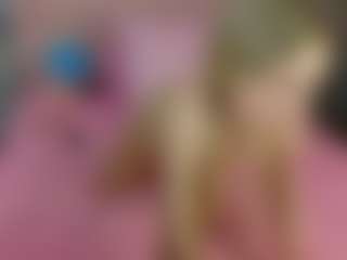 Live cam show with Akilla-Queen - Fuck on fapnchat