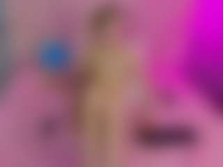 Akilla-Queen's Live Sex Cam Show