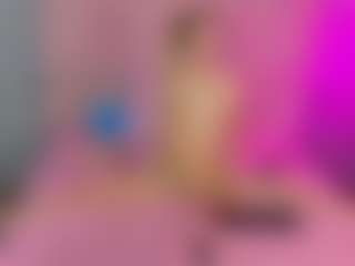 Akilla-Queen's Live Sex Cam Show